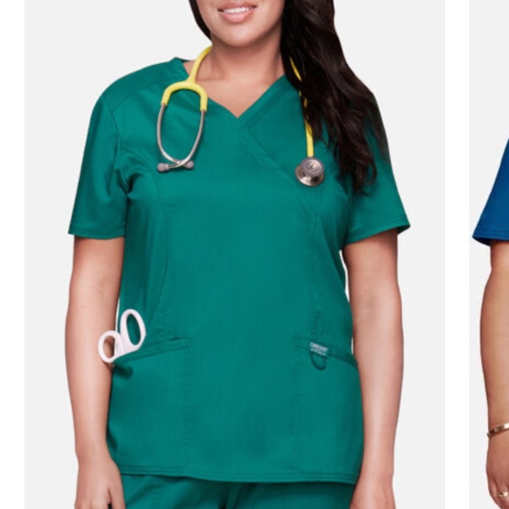 NEW CHEROKEE SCRUB SET TOP AND PANTS SIZE:XXS